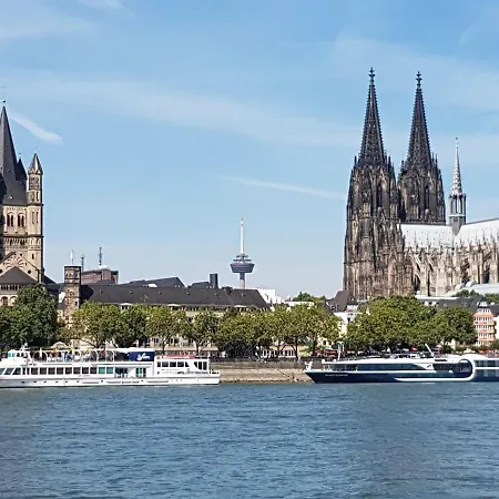 Gastezimmer Zum Neuenhof * Kolín nad Rýnem